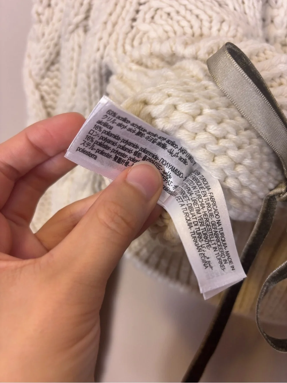 Zara Cream Cable Knit Mock Neck Sweater with Lace Up Back Women’s Small